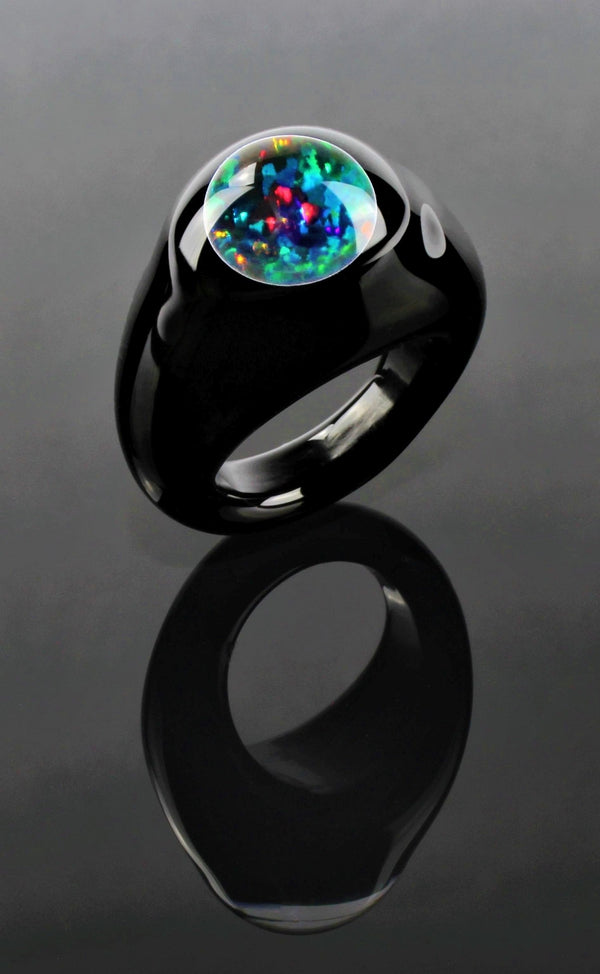 Ring "fire the earth" , schwarzer Opal, Durchmesser 15 mm , schwarzes Borosilikatglas